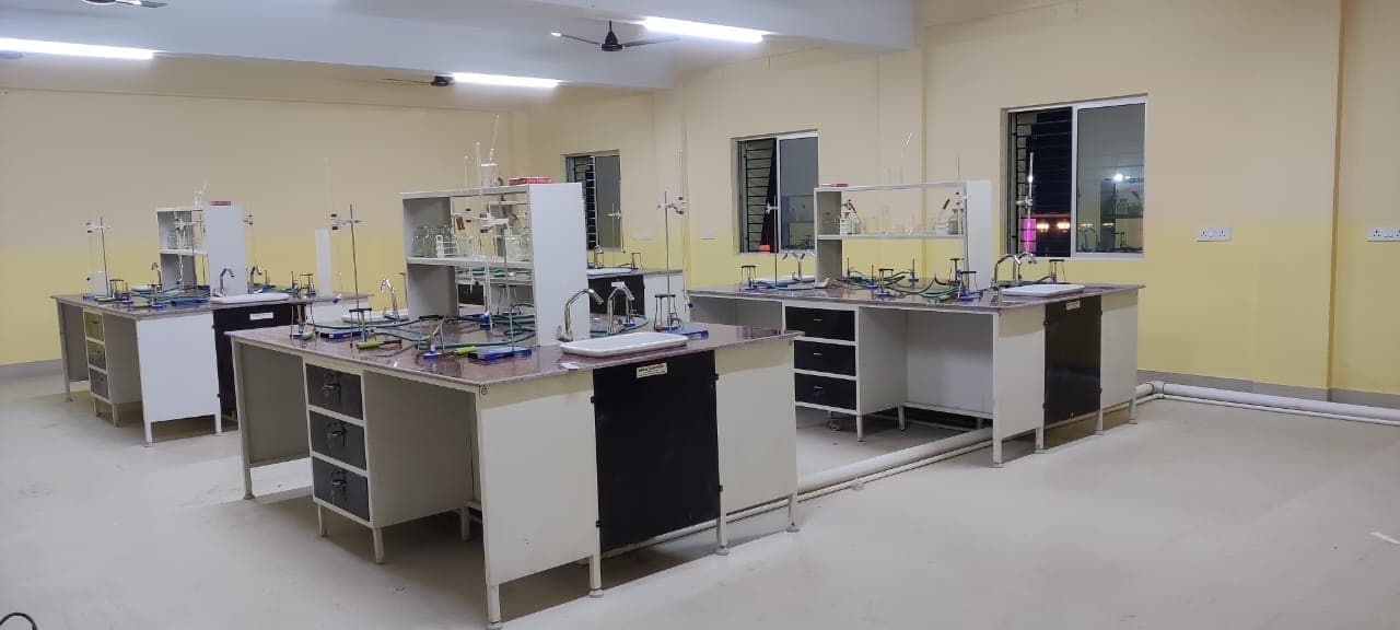 Educational lab furniture